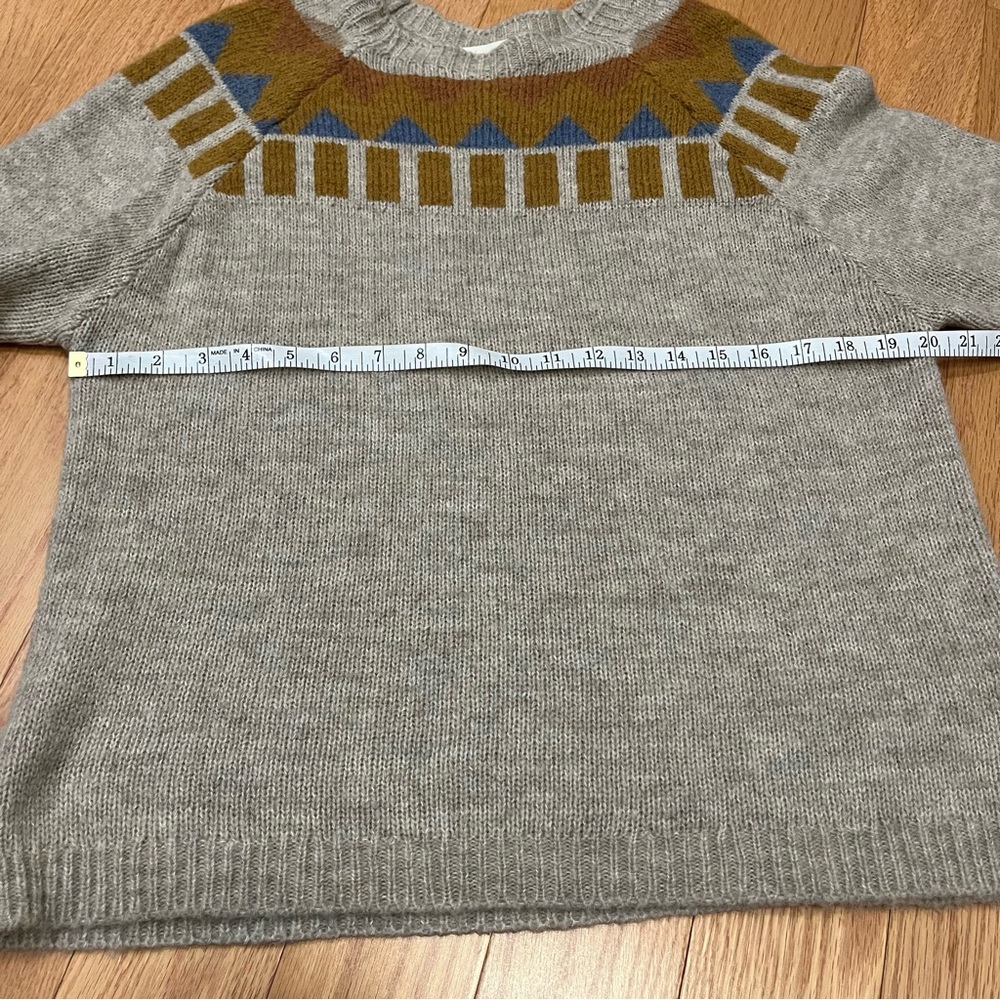 Indi & Cold Geometric Pattern Sweater - Picture 13 of 13